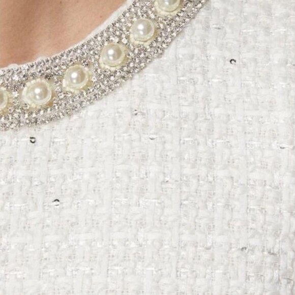 ALICE + OLIVIA COLEY WHITE TWEED BOUCLE RHINESTONE PEARL MINI DRESS $550 SMALL 4 - Picture 5 of 16